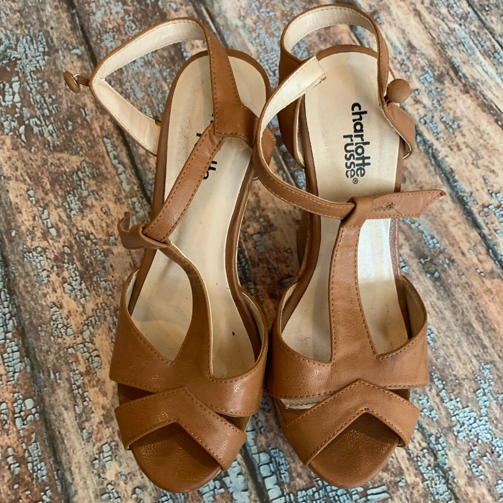 Wedge light brown size 6